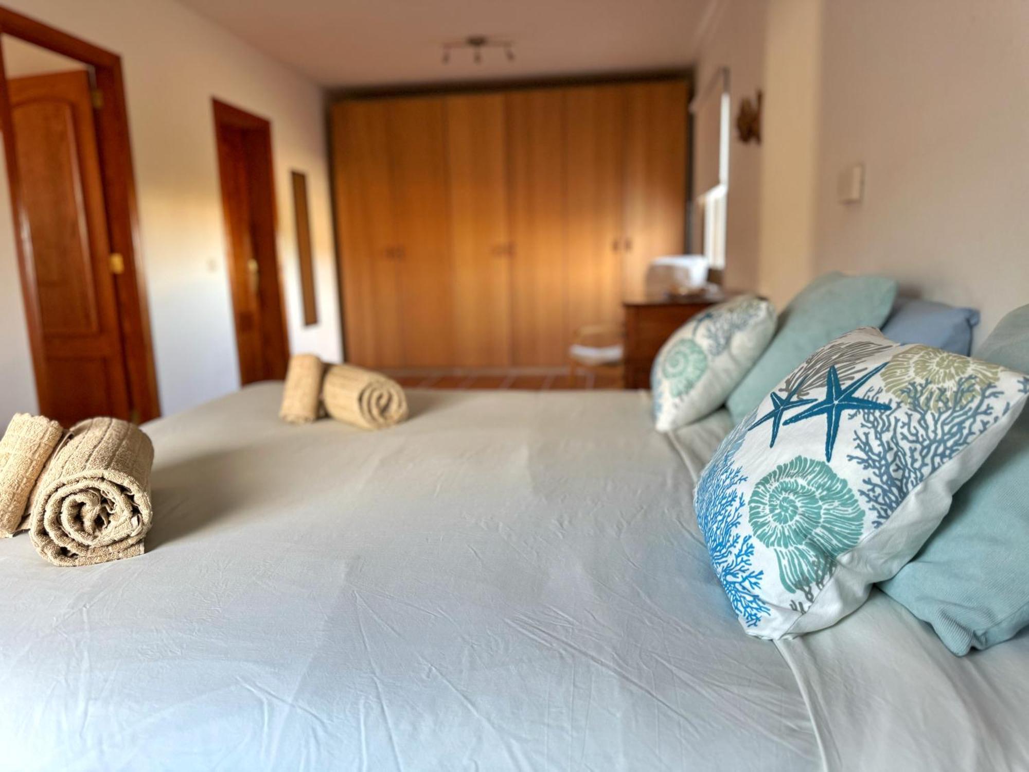 Casa Marisa With Heated Pool & Garden Villa Тиндая Екстериор снимка