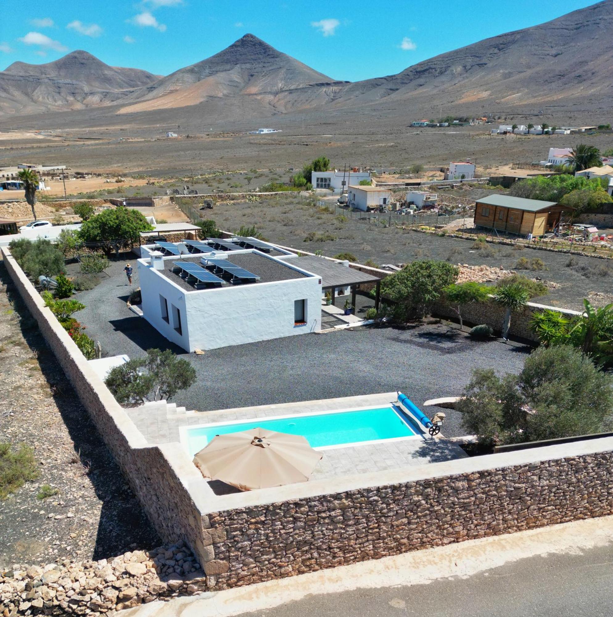 Casa Marisa With Heated Pool & Garden Villa Тиндая Екстериор снимка